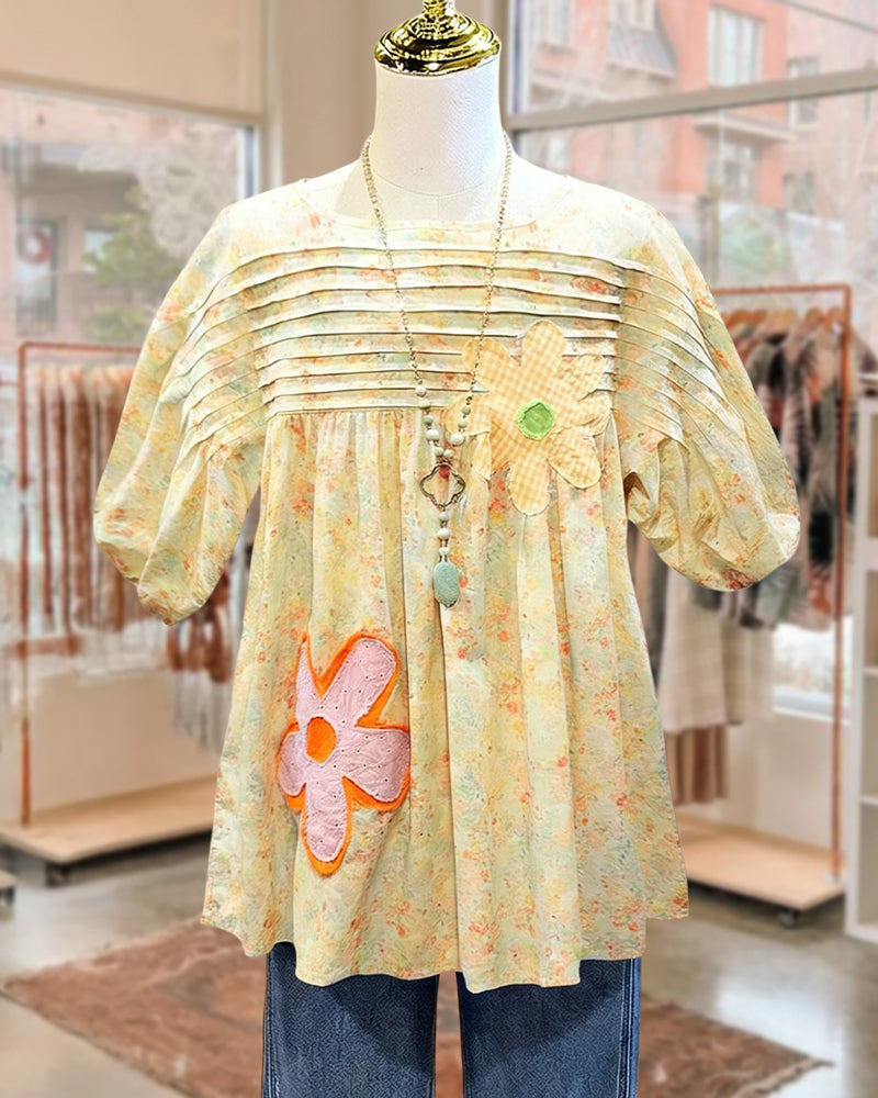 Sunny | Floral Appliqué Blouse
