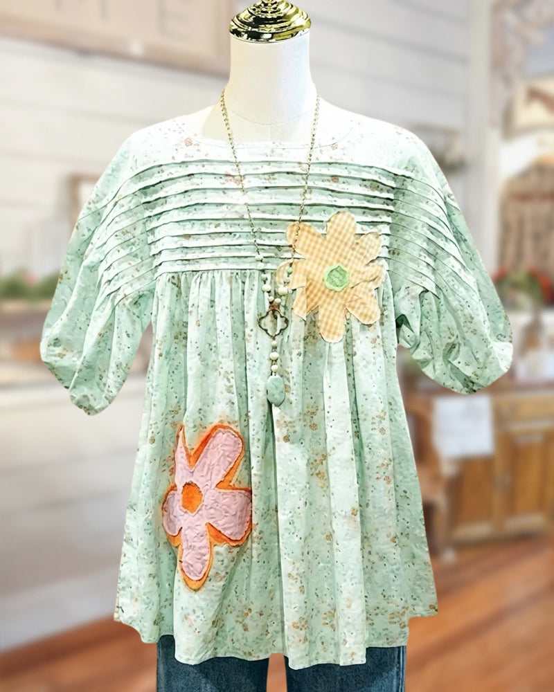 Sunny | Floral Appliqué Blouse